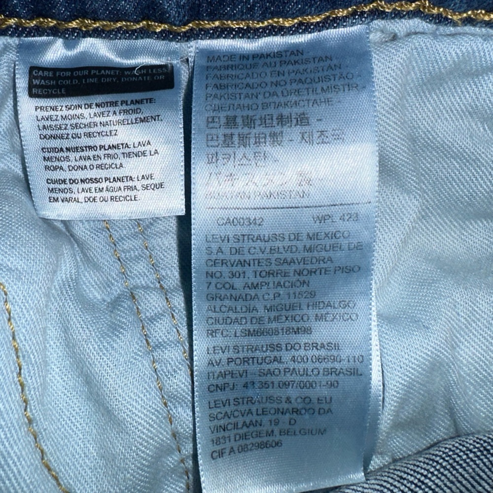 44 - Levi's 412 Distressed Blue Jean Shorts Jorts Men’s Slim Fit Size 44 - Picture 6 of 11